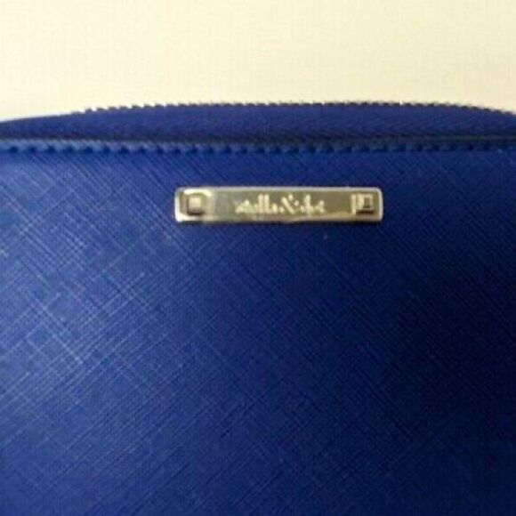 Like new Stella And Dolt wristlet wallet - Picture 1 of 4
